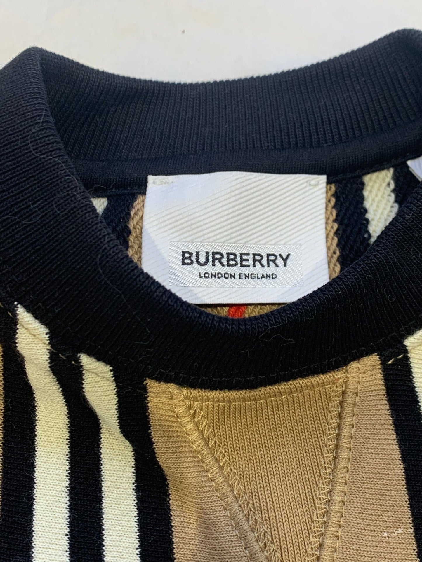 Burberry - Pull - Noir, Beige - 24 Mois - Tinokai